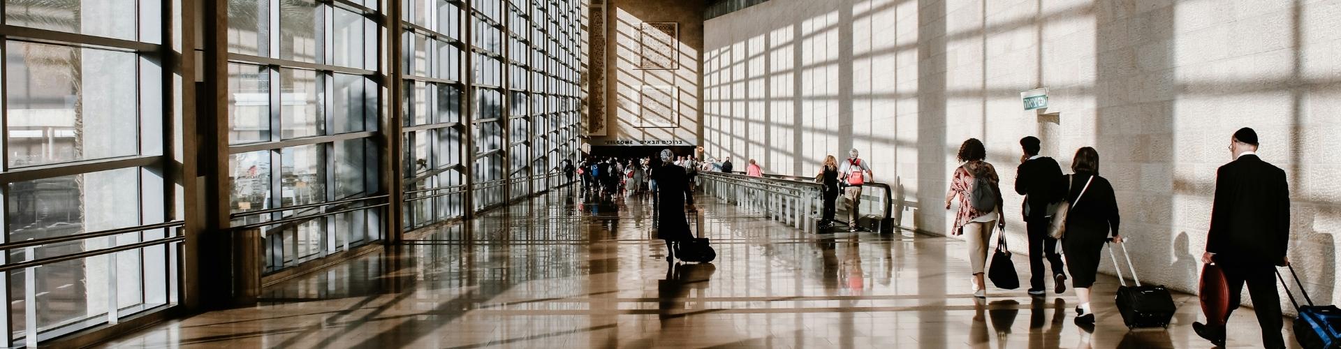 istanbul-airport-marhaba-banner- walking
